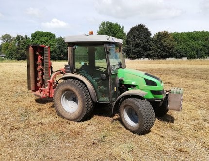 tractor